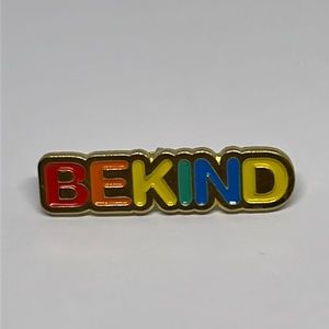 Be Kind brooch lapel pin‎ backpack pin hat pin